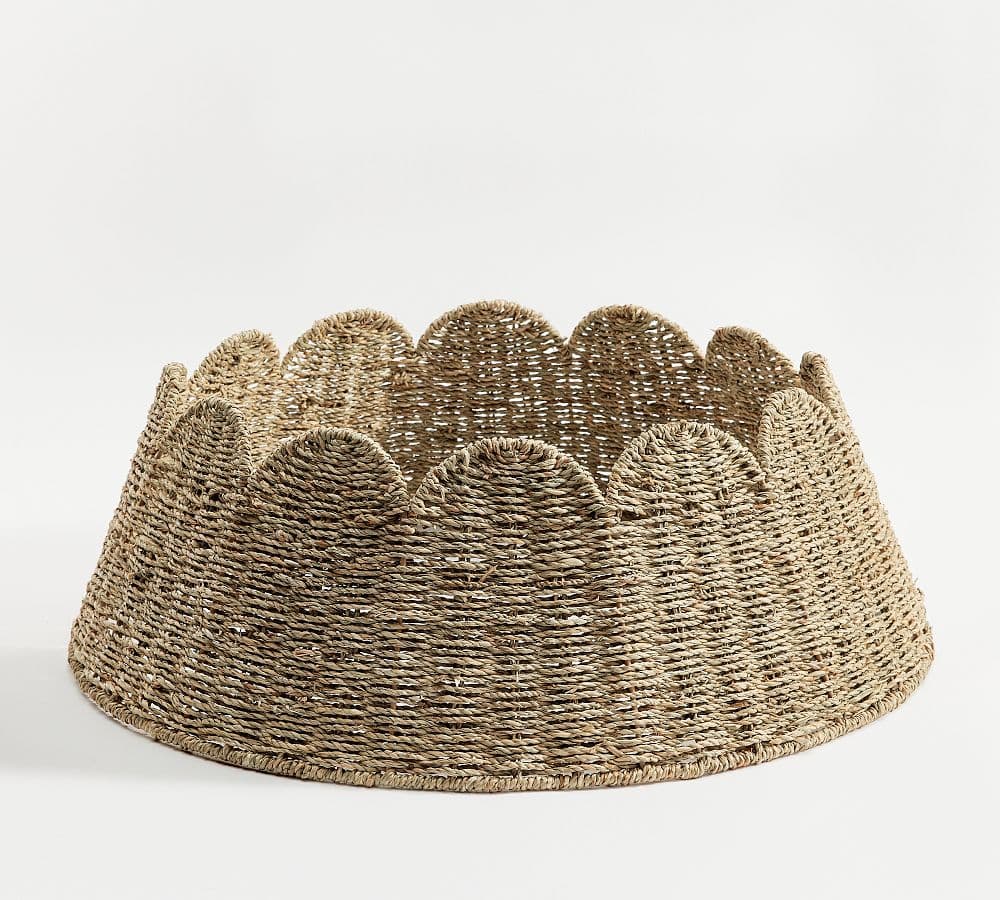 Woven Scallop Tree Collar | Pottery Barn