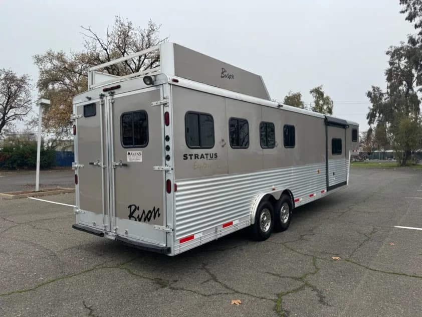 2014 BISON STRATUS EXPRESS 4 HORSE WITH LIVING QUARTERS "SLIDE-OUT ...