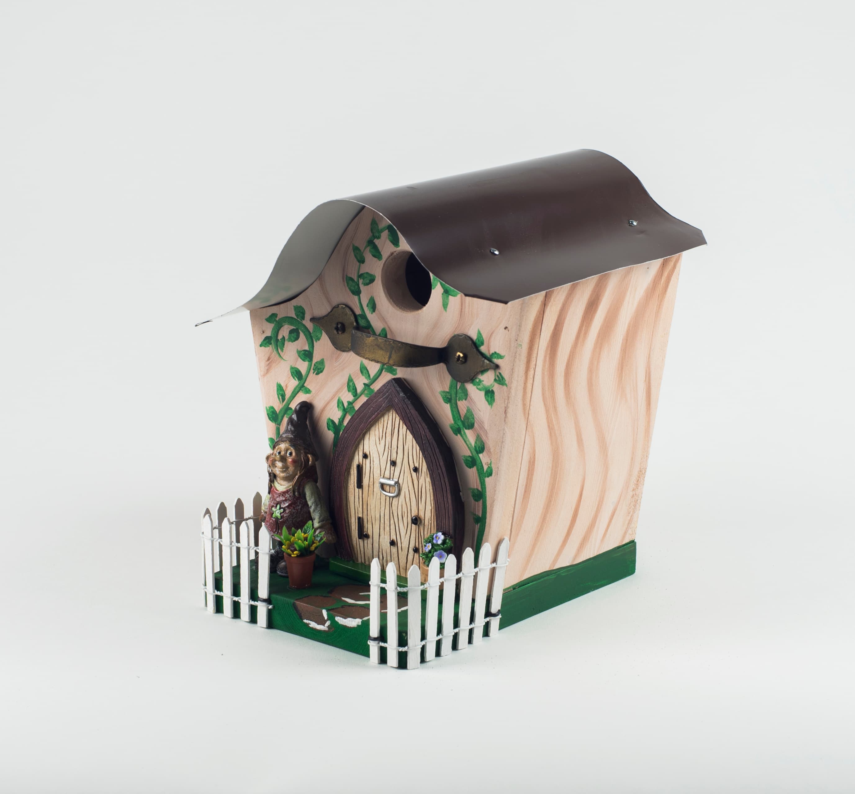 Gnome Birdhouse - Female