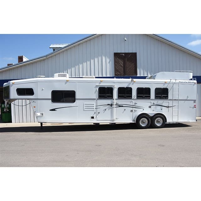 2005 Trails West 4 Horse Trailer Sierra 8' LQ