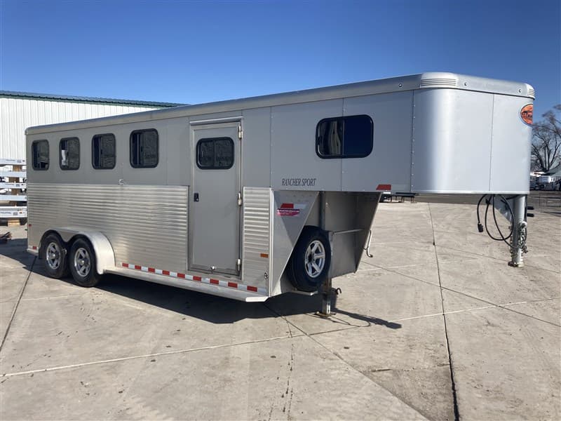 2017 Sundowner 4 Horse Rancher Sport