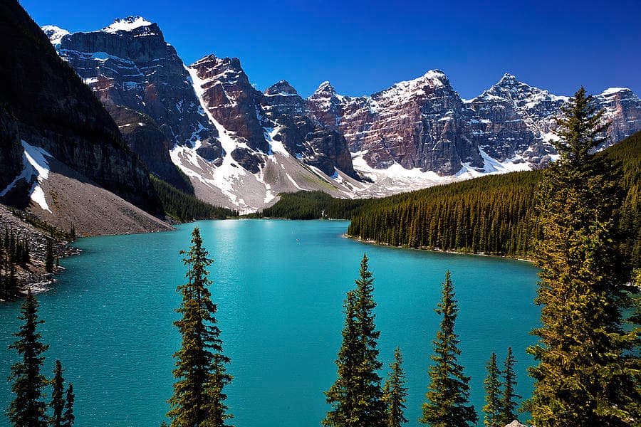 Moraine Lake, Banff National Park by Edwin Chang Photography