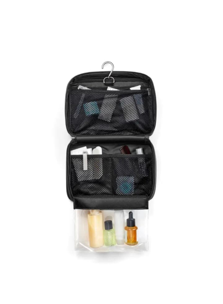 The Away cosmetics bag: What to know about the new Away item