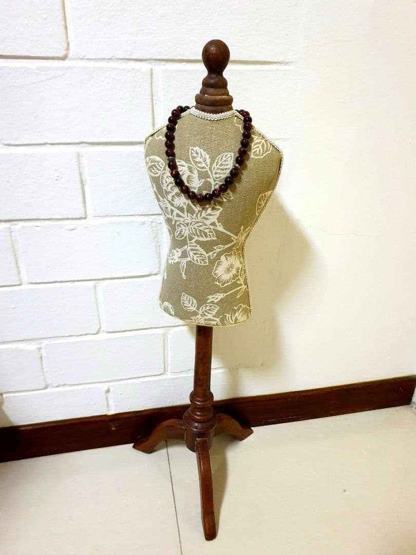 Mannequin Torso female jewellery dress form display stand, Women's ...