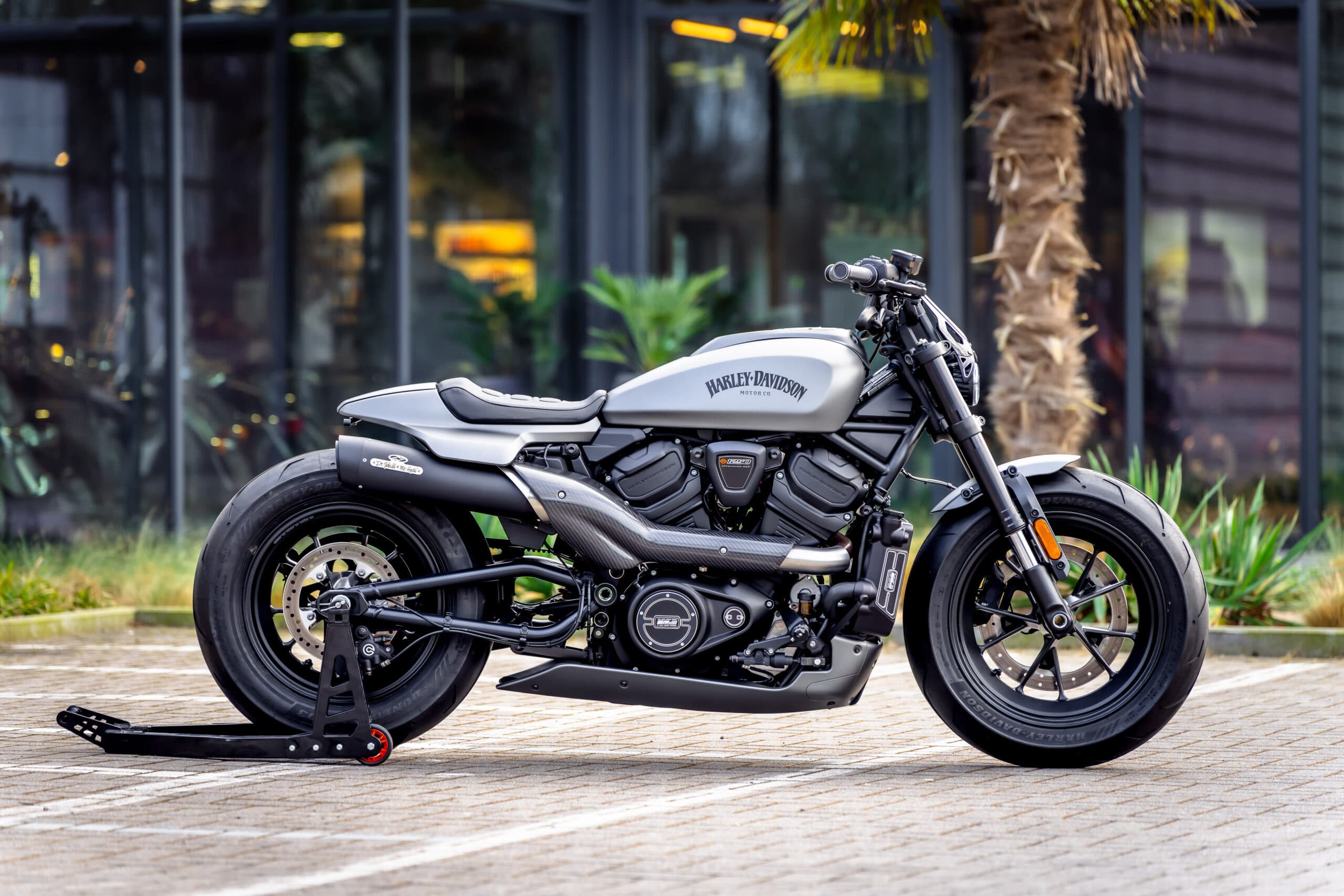 Thunderbike Silver Streak • Harley-Davidson Sportster S (RH1250S)